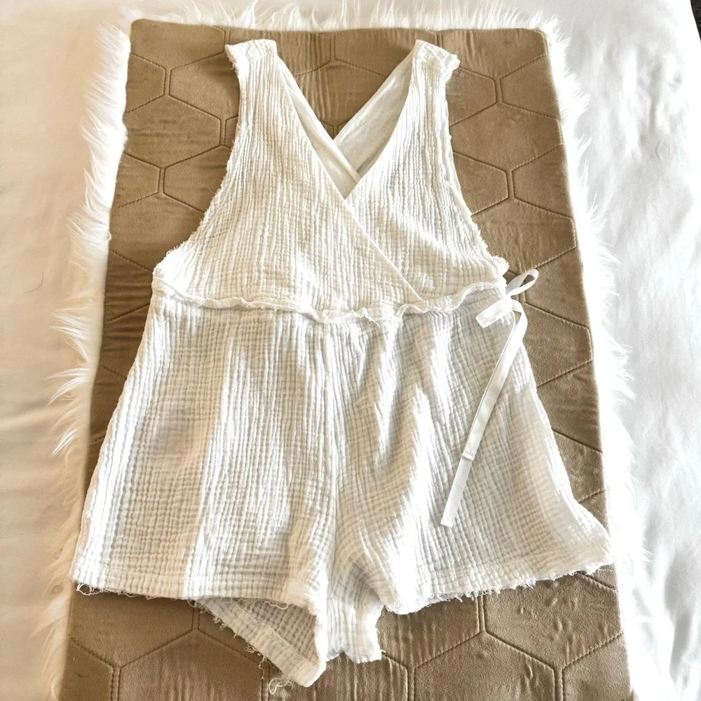 Spiritual Gangster White Gauze Romper Size Small - Picture 9 of 14